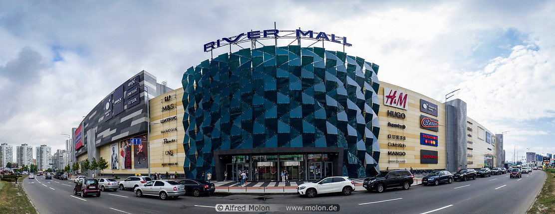 21 River shopping mall