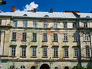 47 Damaged building on Svobody avenue
