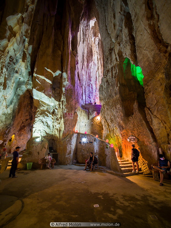 13 Am Phu cave