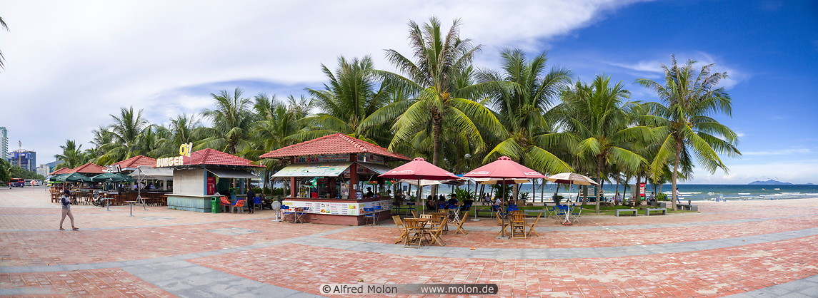 01 Beach cafes and restaurants