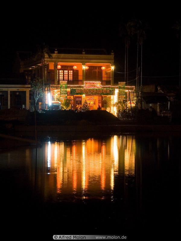 11 Restaurant on river at night