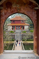 09 Trung Dao bridge and pavilion
