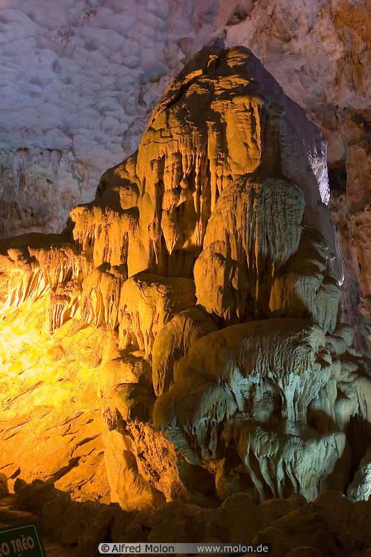 05 Stalactites and other rock formations