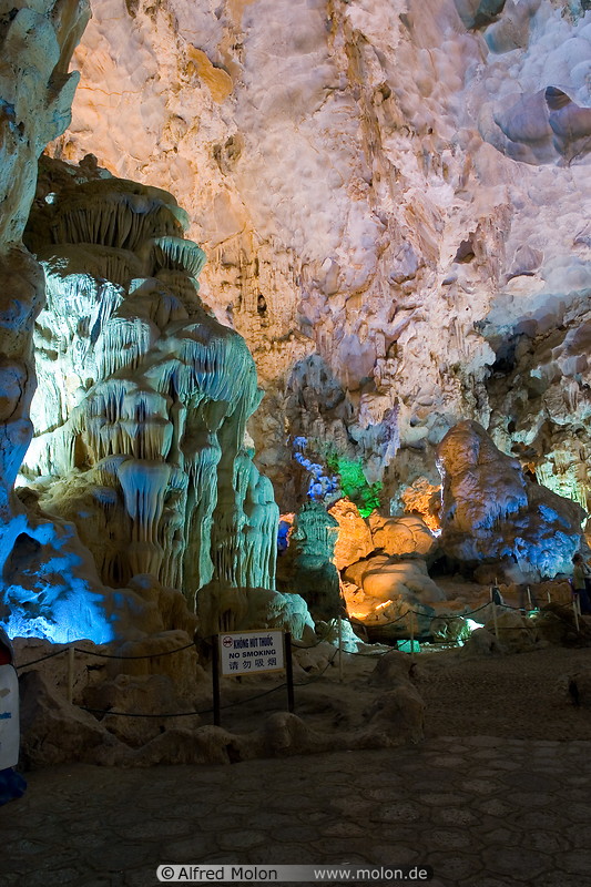 14 Stalactites and other rock formations
