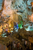 01 Tourists in cave