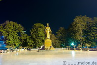 24 Statue of emperor Ly Thai To in Indira Gandhi park at night