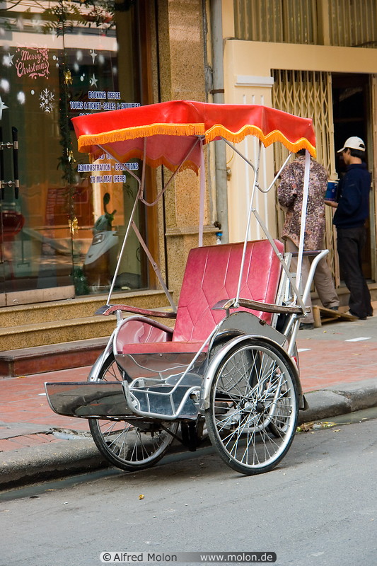 11 Bicycle rickshaw