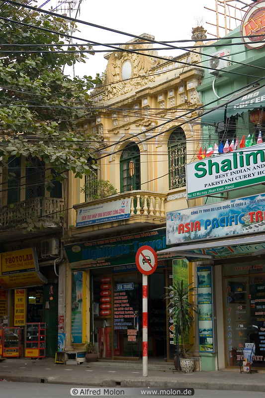 19 Colonial era building with shops