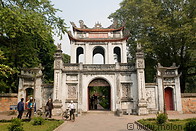 02 Main gate
