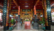 10 Temple interior