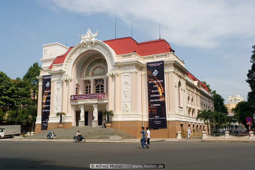 02 Opera House