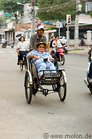 08 Bicycle rickshaw