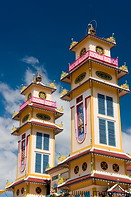 09 Temple towers